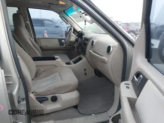 2004 Ford Expedition Special Service with VIN 1FMPU16L64LA31845, listed as a IAAI auction lot 41290115 with 260,312 mi miles and . Bid and sale history available at DreamBid. Image 5.