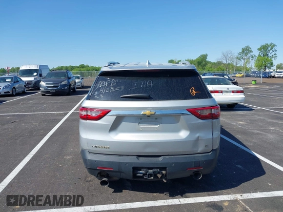 2018 Chevrolet Traverse LT Cloth z VIN 1GNERGKWXJJ167071, wystawiony jako IAAI lot #42019077 z przebiegiem 170 775 mil mil oraz . Historia ofert i sprzedaży dostępna na DreamBid. Obrazek 16.