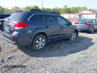 2011 Subaru Outback Premium z VIN 4S4BRBCC6B3365117, wystawiony jako IAAI lot #42169750 z przebiegiem 146 423 mil mil oraz . Historia ofert i sprzedaży dostępna na DreamBid. Obrazek 4.