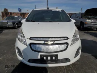 2015 Chevrolet Spark EV LT with VIN KL8CL6S05FC814794, listed as a Copart auction lot 82663154 with 60,712 mi miles and Clean Title. Bid and sale history available at carsss.com. Image 5.