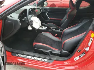 2020 Toyota 86 GT with VIN JF1ZNAE18L8752007, listed as a Copart auction lot 85584844 with 84,127 mi miles and Salvage Title. Bid and sale history available at carsss.com. Image 7.