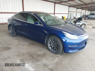 2019 Tesla Model 3 Mid Range z VIN 5YJ3E1EA3KF314882, wystawiony jako IAAI lot #42009874 z przebiegiem 160 381 mil mil oraz . Historia ofert i sprzedaży dostępna na DreamBid. Obrazek 1.