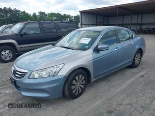 2011 Honda Accord LX z VIN 1HGCP2F34BA094369, wystawiony jako IAAI lot #42188493 z przebiegiem 179 925 mil mil oraz . Historia ofert i sprzedaży dostępna na DreamBid. Obrazek 17.