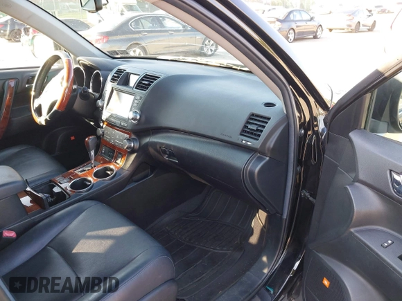 2012 Toyota Highlander Limited z VIN 5TDDK3EH2CS114949, wystawiony jako IAAI lot #42653088 z przebiegiem 133 231 mil mil oraz . Historia ofert i sprzedaży dostępna na DreamBid. Obrazek 5.