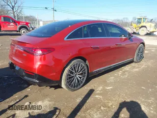 2023 Mercedes-Benz EQE AMG z VIN W1KEG5DBXPF015077, wystawiony jako IAAI lot #41342138 z przebiegiem 7 416 mil mil oraz . Historia ofert i sprzedaży dostępna na DreamBid. Obrazek 4.
