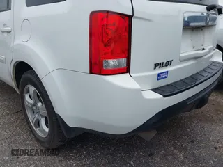 2015 Honda Pilot EX-L with VIN 5FNYF4H56FB061663, listed as a IAAI auction lot 41873152 with 211,876 mi miles and . Bid and sale history available at carsss.com. Image 20.