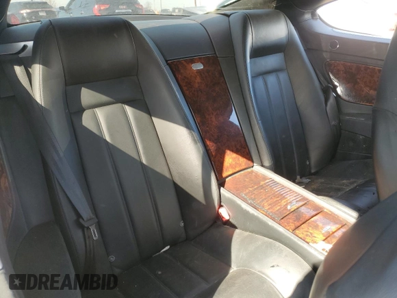 2005 Bentley Continental GT GT z VIN SCBCR63W25C026291, wystawiony jako Copart lot #50234235 z przebiegiem Nie podano mil oraz Szkoda całkowita • Salvage title. Historia ofert i sprzedaży dostępna na DreamBid. Obrazek 10.