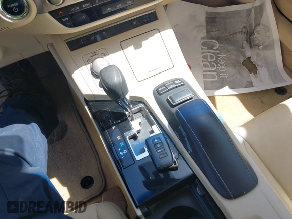 2013 Lexus ES 300h with VIN JTHBW1GG0D2020225, listed as a IAAI auction lot 41949955 with 100,052 mi miles and . Bid and sale history available at DreamBid. Image 11.