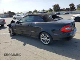 2008 Mercedes-Benz CLK 350 с VIN WDBTK56F78F240573, выставлен на аукционе Copart как лот 54257055 с пробегом 112 565 миль миль и Списание • Salvage title. История ставок и продаж доступна на DreamBid. Изображение 2.
