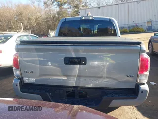 2018 Toyota Tacoma SR with VIN 3TMGZ5AN7JM165084, listed as a IAAI auction lot 41620305 with 21,010 mi miles. Bid and sale history available at carsss.com. Image 16.