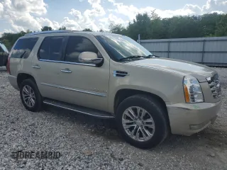 2007 Cadillac Escalade z VIN 1GYFK63827R260277, wystawiony jako Copart lot #54665815 z przebiegiem 206 441 mil mil oraz Tytuł czysty. Historia ofert i sprzedaży dostępna na DreamBid. Obrazek 4.