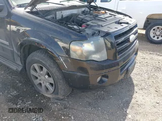 2008 Ford Expedition Limited с VIN 1FMFU19538LA87045, выставлен на аукционе IAAI как лот 41789089 с пробегом 235 314 миль миль и . История ставок и продаж доступна на DreamBid. Изображение 13.