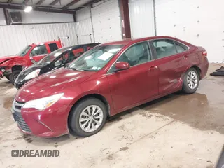 2017 Toyota Camry XLE with VIN 4T1BF1FK5HU692603, listed as a IAAI auction lot 41627917 with 21,986 mi miles. Bid and sale history available at carsss.com. Image 2.