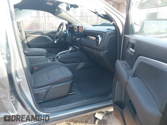 2024 Chevrolet Colorado 4WD Z71 with VIN 1GCPTDEK3R1122785, listed as a IAAI auction lot 41836221 with 3,313 mi miles and . Bid and sale history available at DreamBid. Image 5.