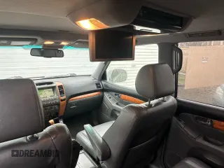 2007 Lexus GX 470 with VIN JTJBT20X670136469, listed as a Copart auction lot 51963275 with 210,593 mi miles and Clean Title. Bid and sale history available at DreamBid. Image 9.