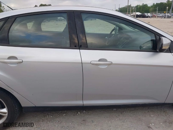 2014 Ford Focus SE with VIN 1FADP3F20EL244086, listed as a IAAI auction lot 41878168 with 139,075 mi miles. Bid and sale history available at carsss.com. Image 13.