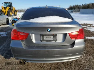 2009 BMW 3 Series 323i z VIN WBAPG73599A401495, wystawiony jako Copart lot #88476595 z przebiegiem 231 795 mil mil oraz Czysty tytuł • Clean title. Historia ofert i sprzedaży dostępna na DreamBid. Obrazek 6.