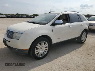 2008 Lincoln MKX with VIN 2LMDU68C38BJ09778, listed as a Copart auction lot 68684864 with 221,179 mi miles and Salvage Title. Bid and sale history available at carsss.com. Image 1.
