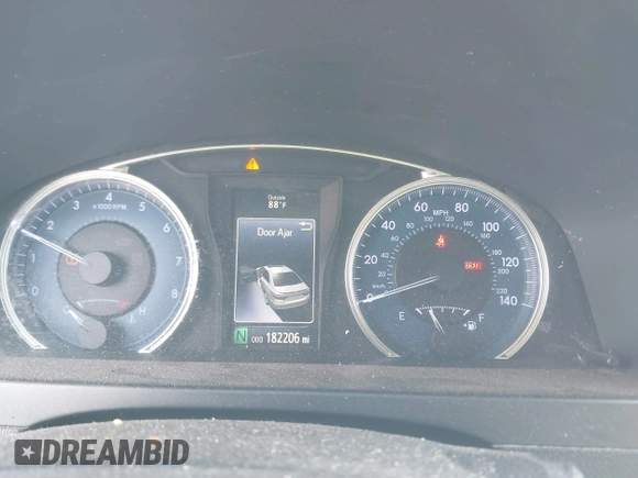 2015 Toyota Camry XLE with VIN 4T1BF1FK8FU489850, listed as a IAAI auction lot 41555007 with 182,206 mi miles and . Bid and sale history available at DreamBid. Image 7.