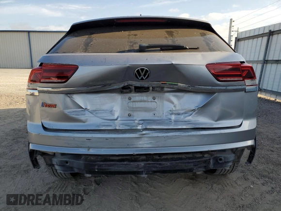 2020 Volkswagen Atlas S with VIN 1V2AC2CA6LC201821, listed as a Copart auction lot 53657775 with 100,051 mi miles and Salvage title. Bid and sale history available at DreamBid. Image 6.
