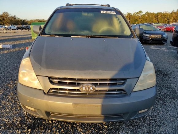 2006 Kia Sedona LX with VIN KNDMB233866017731, listed as a Copart auction lot 73367794 with 144,947 mi miles and Salvage Title. Bid and sale history available at carsss.com. Image 5.