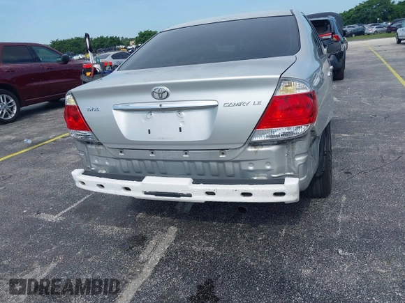 2005 Toyota Camry LE with VIN 4T1BE30K35U572110, listed as a IAAI auction lot 42674324 with 147,480 mi miles and . Bid and sale history available at DreamBid. Image 6.