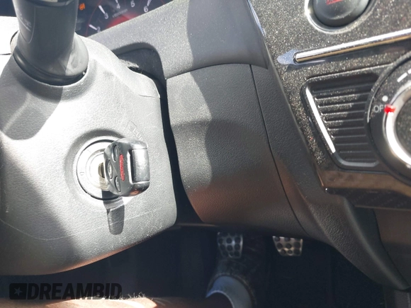 2013 Honda Civic Si with VIN 2HGFG4A56DH701586, listed as a IAAI auction lot 42187694 with 133,936 mi miles and . Bid and sale history available at DreamBid. Image 11.
