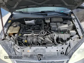2006 Ford Focus SE with VIN 1FAHP36N56W223049, listed as a Copart auction lot 61211745 with 185,609 mi miles and Salvage title. Bid and sale history available at DreamBid. Image 11.