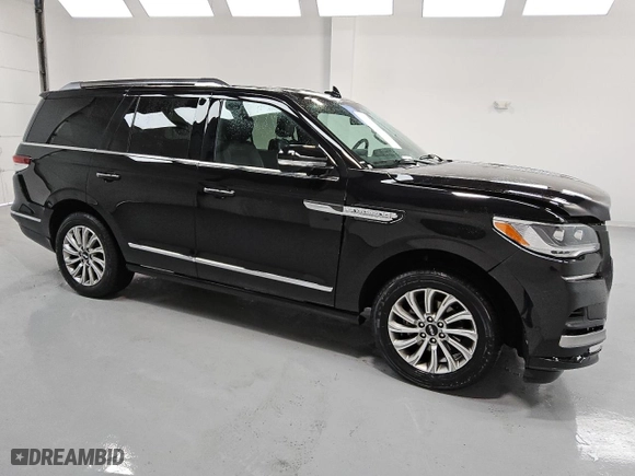 2024 Lincoln Navigator Premiere with VIN 5LMJJ2NG7REL11114, listed as a Copart auction lot 84689224 with 10,421 mi miles and Clean Title. Bid and sale history available at carsss.com. Image 4.
