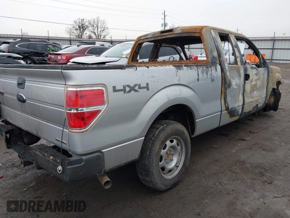 2013 Ford F-150 XL z VIN 1FTFX1EF7DFA69117, wystawiony jako IAAI lot #41453906 z przebiegiem Nie podano mil oraz . Historia ofert i sprzedaży dostępna na DreamBid. Obrazek 4.