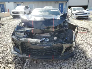 2018 Chevrolet Camaro ZL1 with VIN 1G1FK1R61J0152283, listed as a Copart auction lot 50151475 with 34,325 mi miles and Clean Title. Bid and sale history available at DreamBid. Image 5.
