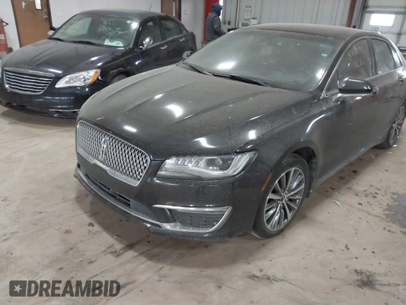 2019 Lincoln MKZ Standard with VIN 3LN6L5A98KR605023, listed as a IAAI auction lot 41378493 with 150,907 mi miles. Bid and sale history available at carsss.com. Image 17.