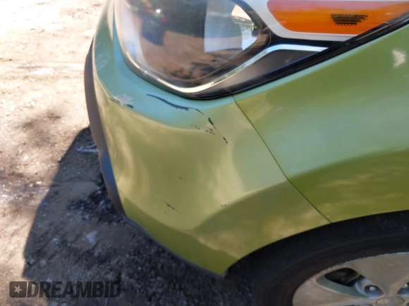 2015 Kia Soul z VIN KNDJN2A24F7766671, wystawiony jako IAAI lot #42535823 z przebiegiem 149 591 mil mil oraz . Historia ofert i sprzedaży dostępna na DreamBid. Obrazek 6.