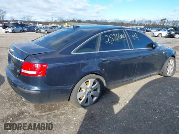 2005 Audi A6 with VIN WAUDG74F25N066402, listed as a IAAI auction lot 41597505 with 999,999 mi miles. Bid and sale history available at carsss.com. Image 4.