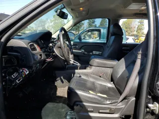2013 Chevrolet Tahoe LT with VIN 1GNSCBE0XDR369333, listed as a Copart auction lot 60863125 with 155,036 mi miles and Clean title. Bid and sale history available at DreamBid. Image 7.