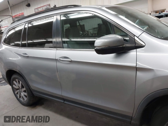 2021 Honda Pilot EX-L with VIN 5FNYF5H52MB022782, listed as a IAAI auction lot 41830003 with 39,945 mi miles. Bid and sale history available at carsss.com. Image 13.