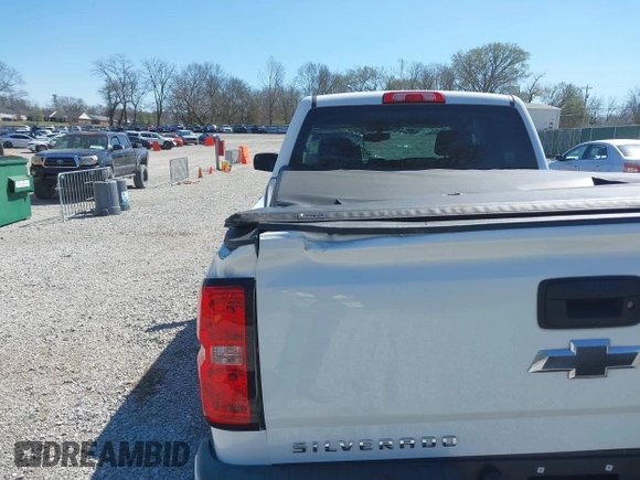 2015 Chevrolet Silverado 1500 LT with VIN 1GCVKREC0FZ200937, listed as a IAAI auction lot 41805994 with 51,706 mi miles. Bid and sale history available at carsss.com. Image 17.