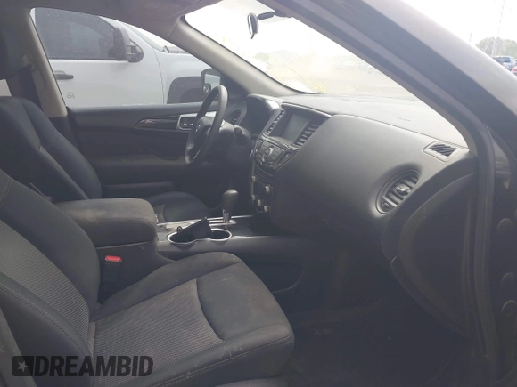 2017 Nissan Pathfinder SV z VIN 5N1DR2MN2HC637647, wystawiony jako IAAI lot #42668153 z przebiegiem 246 190 mil mil oraz . Historia ofert i sprzedaży dostępna na DreamBid. Obrazek 5.