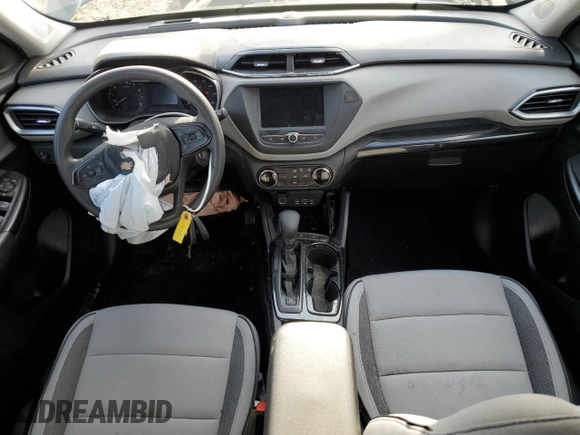2021 Chevrolet TrailBlazer LS with VIN KL79MMS21MB169159, listed as a Copart auction lot 47581075 with 76,886 mi miles and Salvage Title. Bid and sale history available at DreamBid. Image 8.