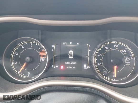 2016 Jeep Cherokee Sport z VIN 1C4PJMAB4GW314079, wystawiony jako IAAI lot #42291146 z przebiegiem 143 901 mil mil oraz . Historia ofert i sprzedaży dostępna na DreamBid. Obrazek 7.