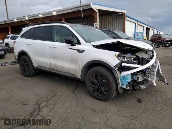 2022 Kia Sorento X-Line S with VIN 5XYRLDLC2NG159938, listed as a Copart auction lot 49259545 with 31,677 mi miles and Salvage Title. Bid and sale history available at DreamBid. Image 4.