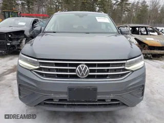 2022 Volkswagen Tiguan SE with VIN 3VV2B7AX8NM019151, listed as a IAAI auction lot 41637857 with 47,869 mi miles. Bid and sale history available at carsss.com. Image 12.