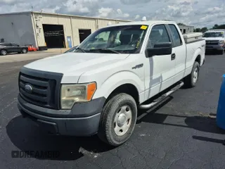 2010 Ford F-150 XL z VIN 1FTEX1EW7AFA89309, wystawiony jako IAAI lot #42802196 z przebiegiem 212 713 mil mil oraz . Historia ofert i sprzedaży dostępna na DreamBid. Obrazek 22.