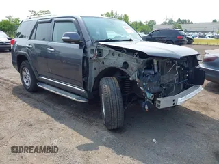 2011 Toyota 4Runner Trail z VIN JTEBU5JR0B5051152, wystawiony jako IAAI lot #42383811 z przebiegiem 160 506 mil mil oraz . Historia ofert i sprzedaży dostępna na DreamBid. Obrazek 1.