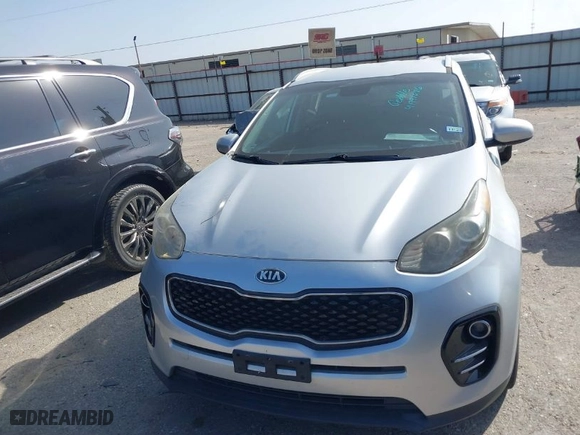 2017 Kia Sportage EX with VIN KNDPN3AC3H7160595, listed as a IAAI auction lot 41791086 with 91,757 mi miles. Bid and sale history available at carsss.com. Image 6.