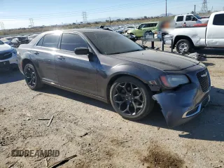 2019 Chrysler 300 Touring with VIN 2C3CCAAG8KH511688, listed as a Copart auction lot 82010164 with 79,630 mi miles and Salvage Title. Bid and sale history available at carsss.com. Image 4.