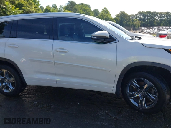 2018 Toyota Highlander Limited with VIN 5TDDZRFH0JS487322, listed as a IAAI auction lot 42501659 with 72,212 mi miles and . Bid and sale history available at DreamBid. Image 13.