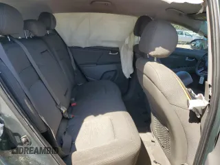 2015 Kia Sportage LX z VIN KNDPB3AC9F7696912, wystawiony jako Copart lot #49886235 z przebiegiem 178 324 mil mil oraz Szkoda całkowita • Salvage title. Historia ofert i sprzedaży dostępna na DreamBid. Obrazek 11.