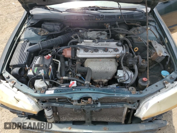 1999 Honda Accord LX with VIN 1HGCG6650XA028790, listed as a Copart auction lot 61014405 with 362,319 mi miles and Salvage title. Bid and sale history available at DreamBid. Image 11.