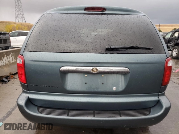 2006 Chrysler Town & Country SWB with VIN 1A4GP45R56B583164, listed as a Copart auction lot 78642794 with 191,250 mi miles and Salvage Title. Bid and sale history available at carsss.com. Image 6.